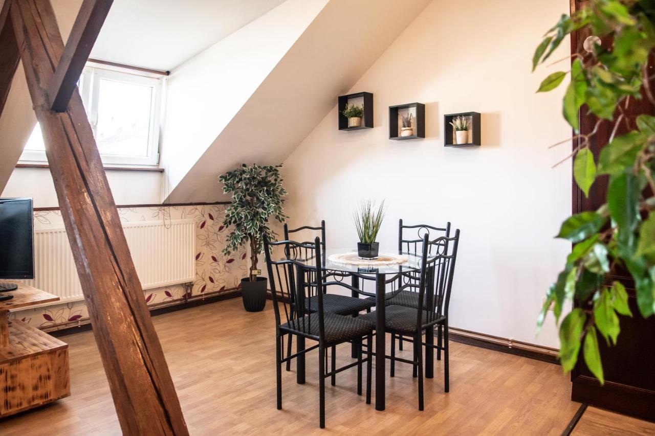 Podkrovni Apartman S Vyhledem Na Namesti Lomnice nad Lužnicí 외부 사진