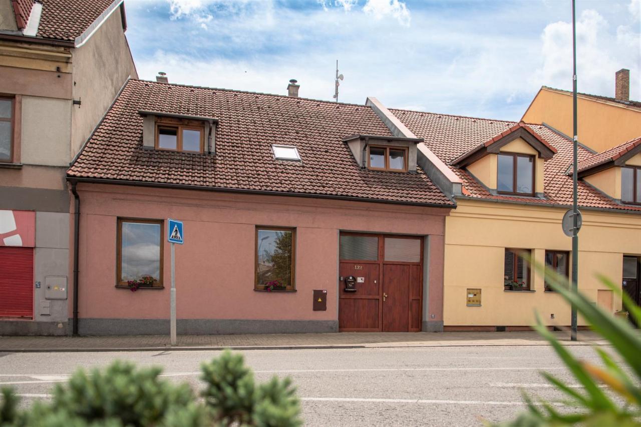 Podkrovni Apartman S Vyhledem Na Namesti Lomnice nad Lužnicí 외부 사진